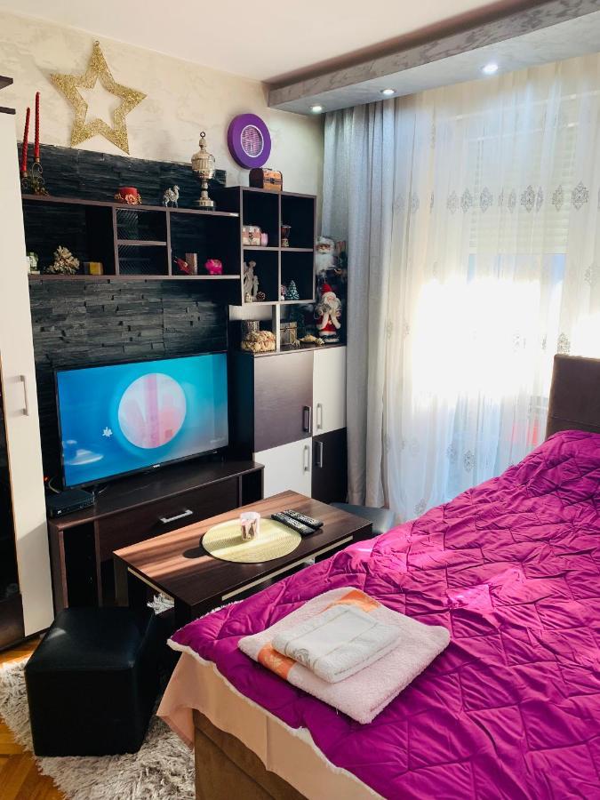 Apartman Valjevo Dk Apartment ภายนอก รูปภาพ